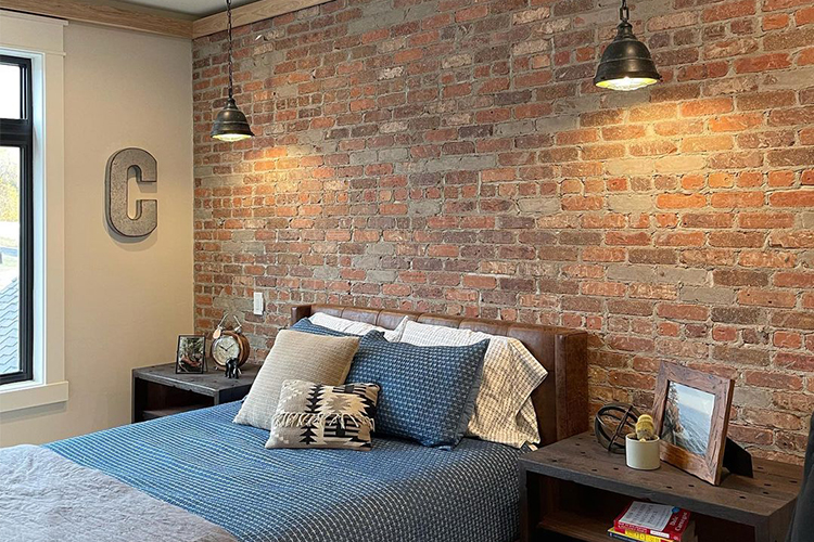 OBO-InspirationGallery-Englishpub-ThinBrick-@castalitebrickyard-1.jpg